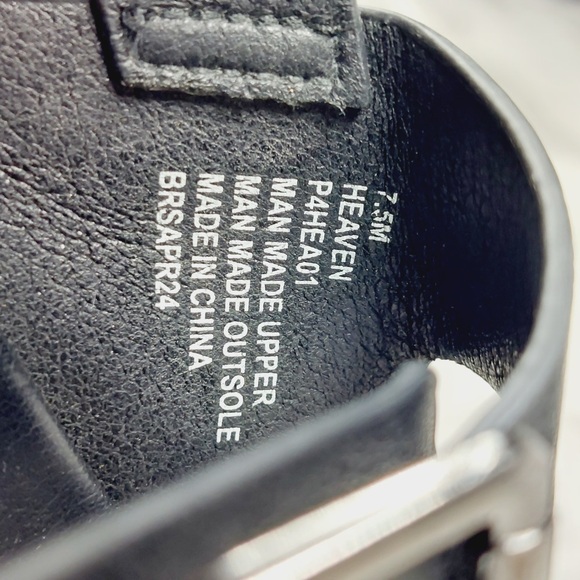 NEW Sincerely Jules Heaven Platform Black Buckle Lug Sandals H669 - Picture 11 of 12